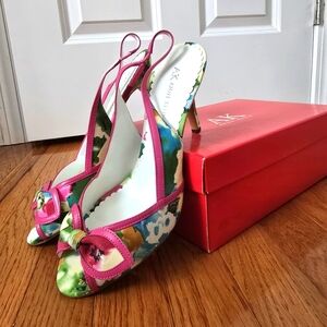 Anne Klein Gabay / Floral Heels